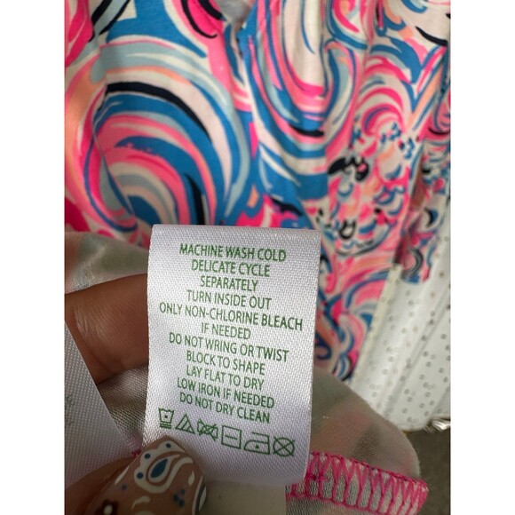 Lilly Pulitzer NWOT Ophelia FLAMINGOALS Raz Berry Swirly Quarter Sleeves Top S - Picture 9 of 9